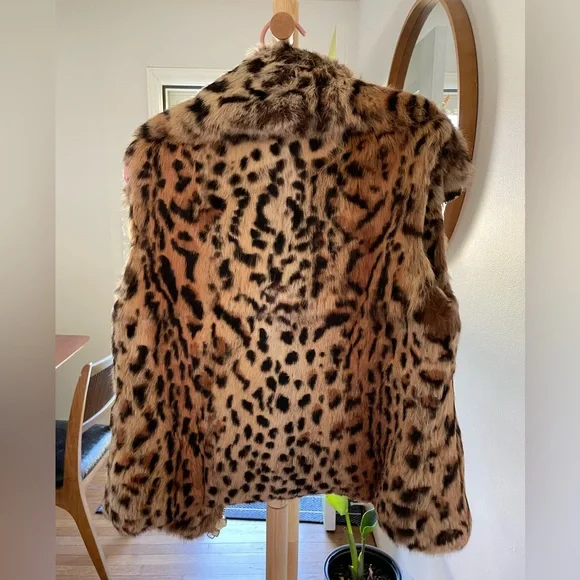 Adrienne Landau Real Fur Vest- Leopard/Jaguar Print - Picture 4 of 7